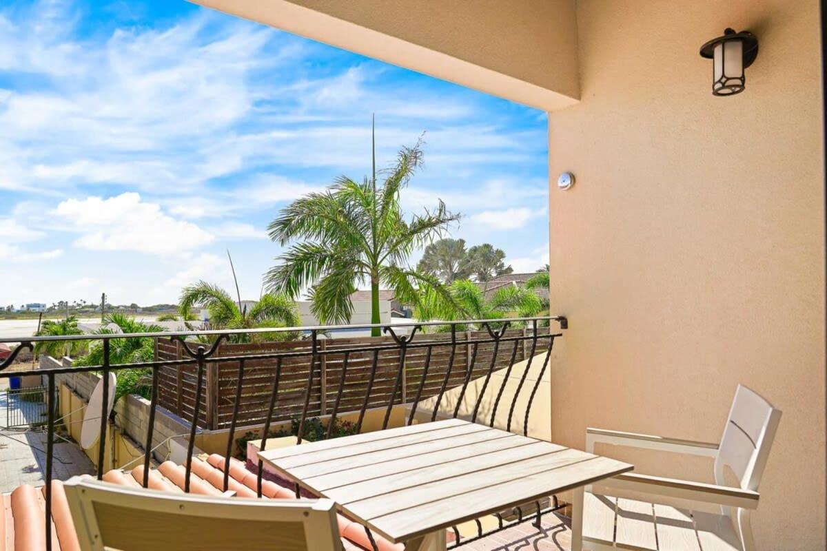 Wonder Apartment In Gold Coast With Private Pool Palm Beach Zewnętrze zdjęcie